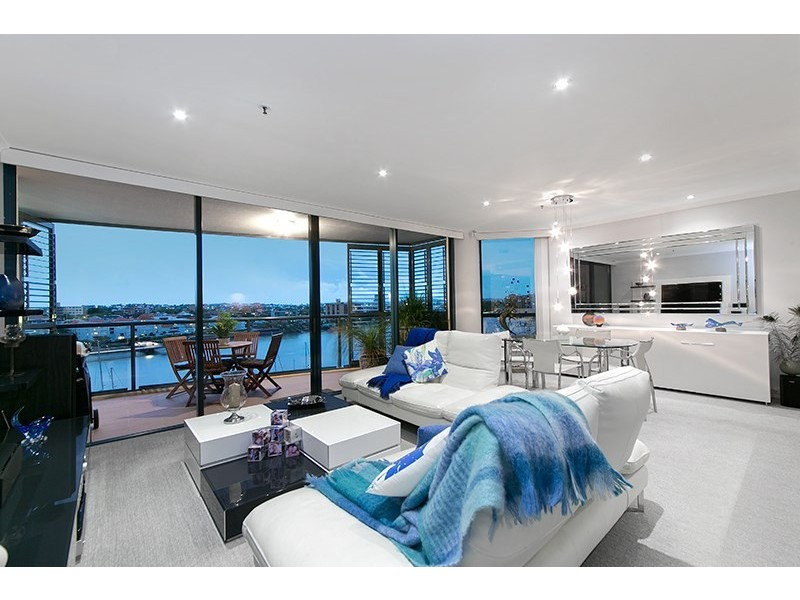 37/2 Goodwin Street, Kangaroo Point QLD 4169