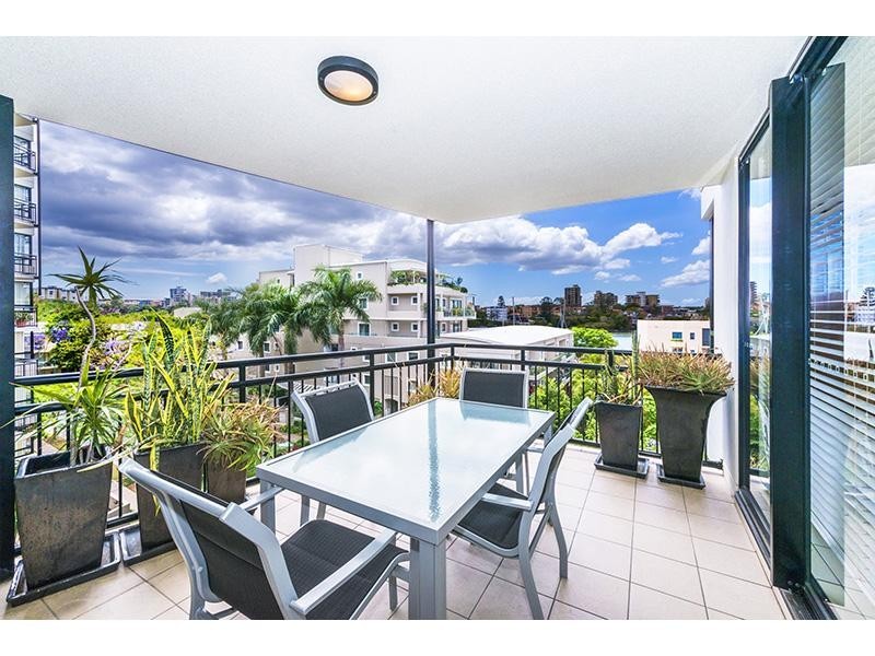 15 Goodwin Street, Kangaroo Point QLD 4169