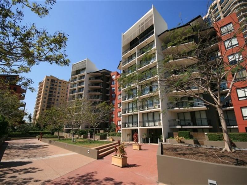 15 Goodwin Street, Kangaroo Point QLD 4169