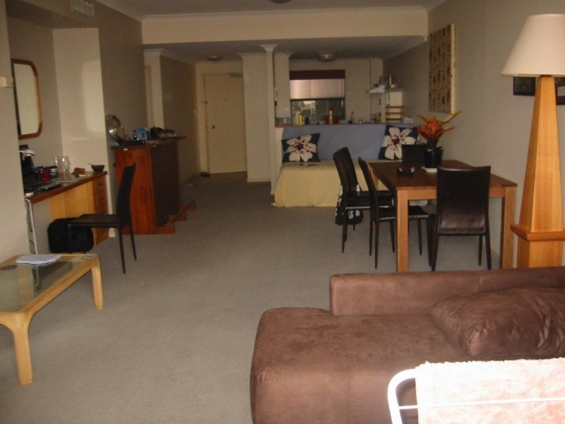 35 Ferry Street, Kangaroo Point QLD 4169