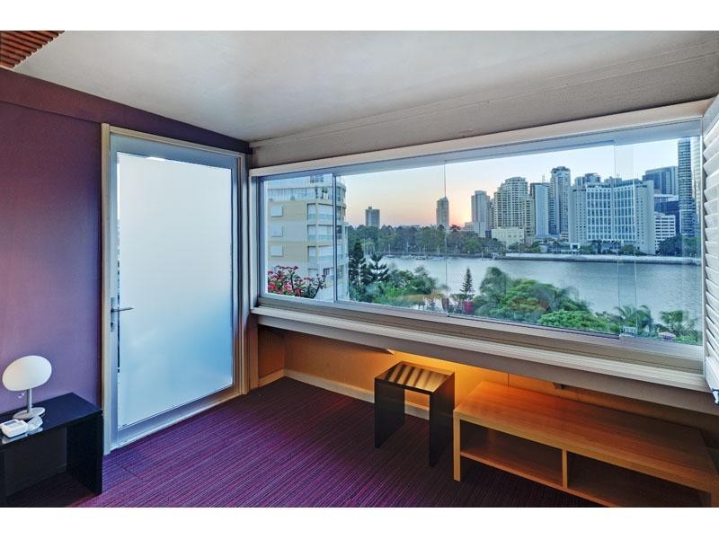 301 Main Street, Kangaroo Point QLD 4169