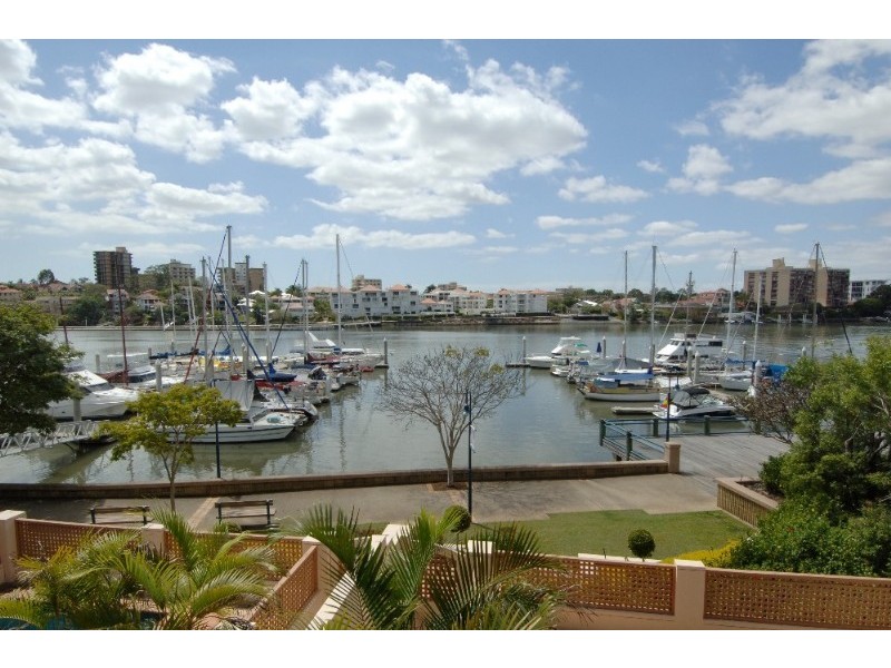 55 Darragh Street, Kangaroo Point QLD 4169