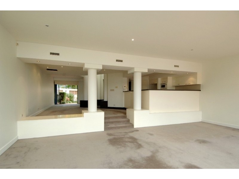 55 Darragh Street, Kangaroo Point QLD 4169