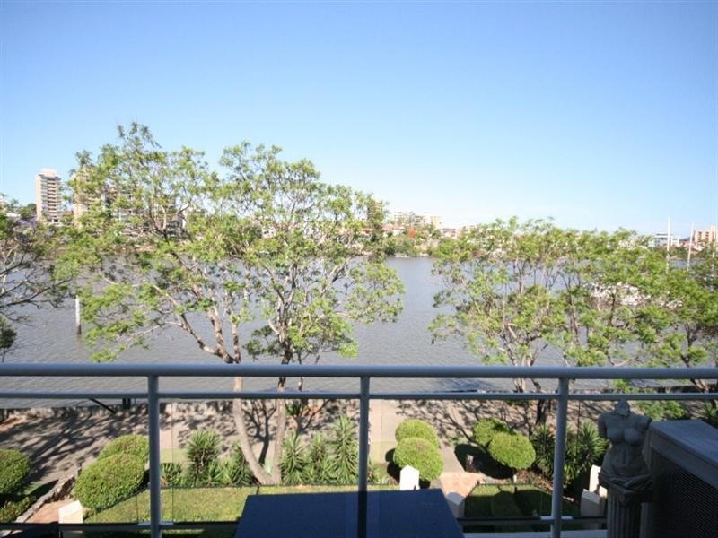 50 Rotherham Street, Kangaroo Point QLD 4169