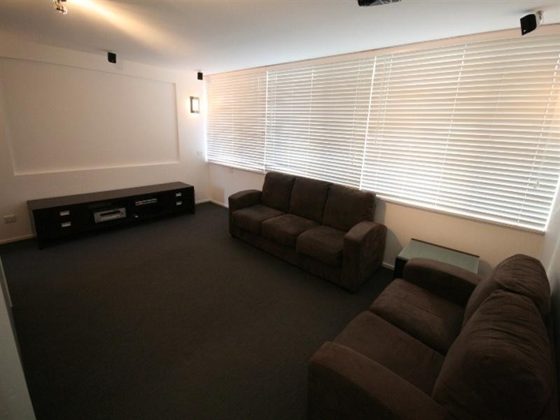 554 Main Street, Kangaroo Point QLD 4169