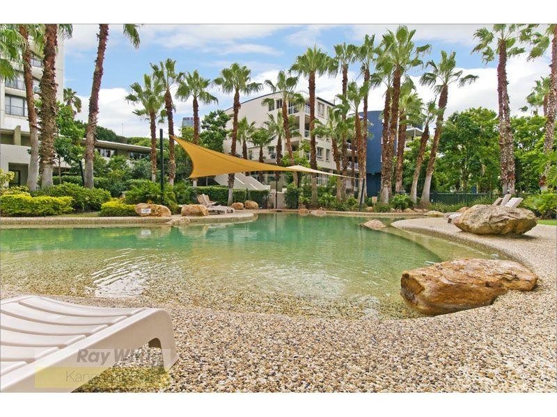 5076/55 Baildon Street, Kangaroo Point QLD 4169