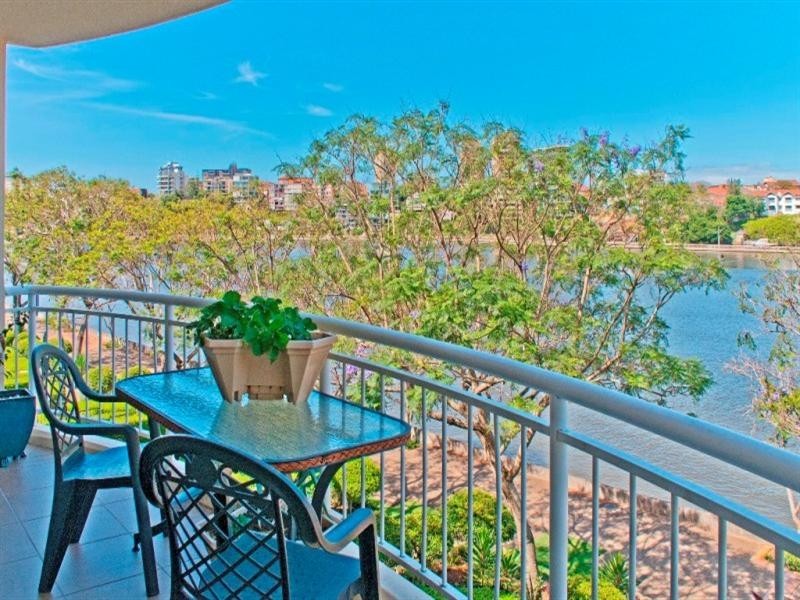 50 Rotherham Street, Kangaroo Point QLD 4169