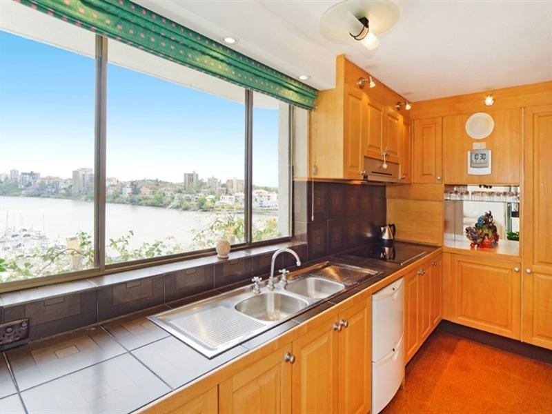 2 O’Connell Street, Kangaroo Point QLD 4169