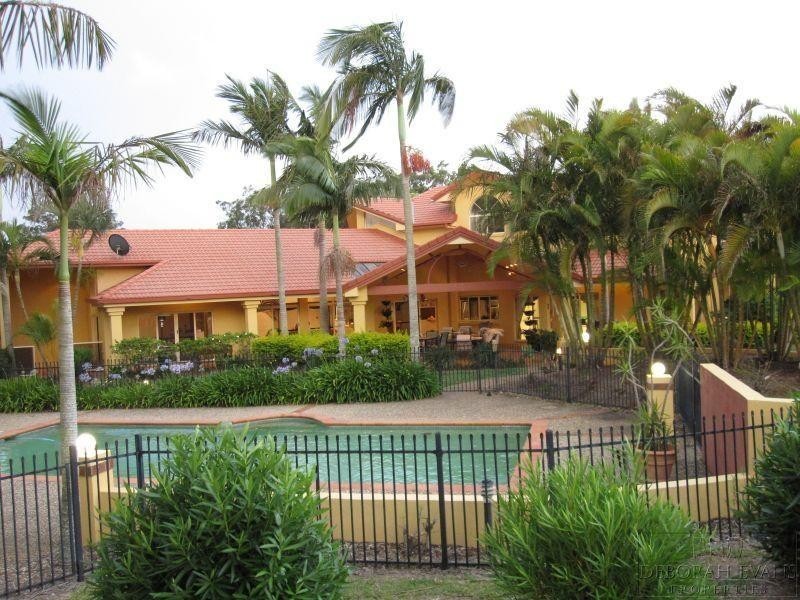 9 Glenmore Crescent, Rochedale QLD 4123