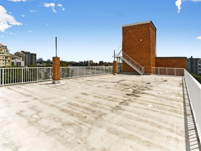 42/64 Thorn Street, Kangaroo Point QLD 4169