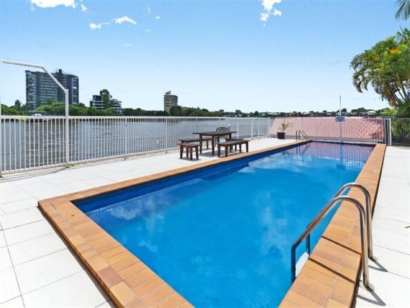 42/64 Thorn Street, Kangaroo Point QLD 4169