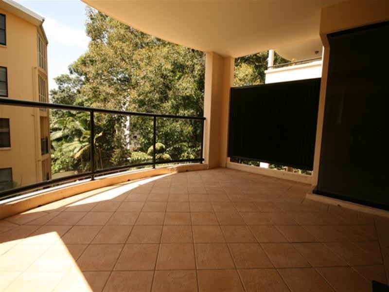 36 MacDonald Street, Kangaroo Point QLD 4169