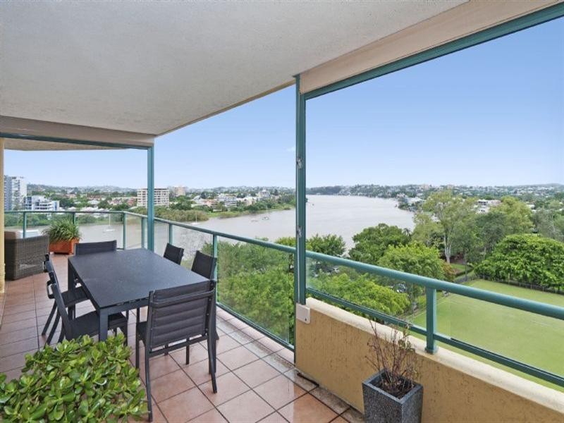 24/10 Park Avenue, Kangaroo Point QLD 4169