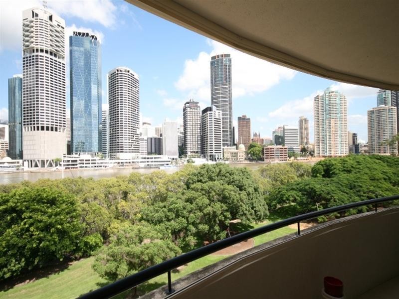 36 McDonald Street, Kangaroo Point QLD 4169