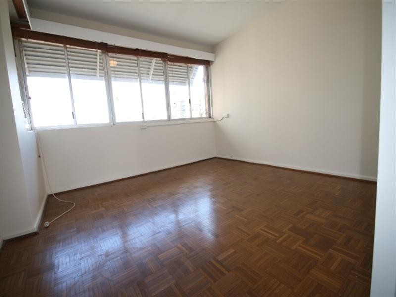 64 Thorn Street, Kangaroo Point QLD 4169