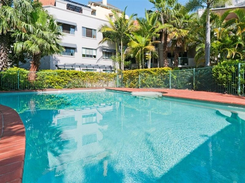 219 Wellington Road, Kangaroo Point QLD 4169