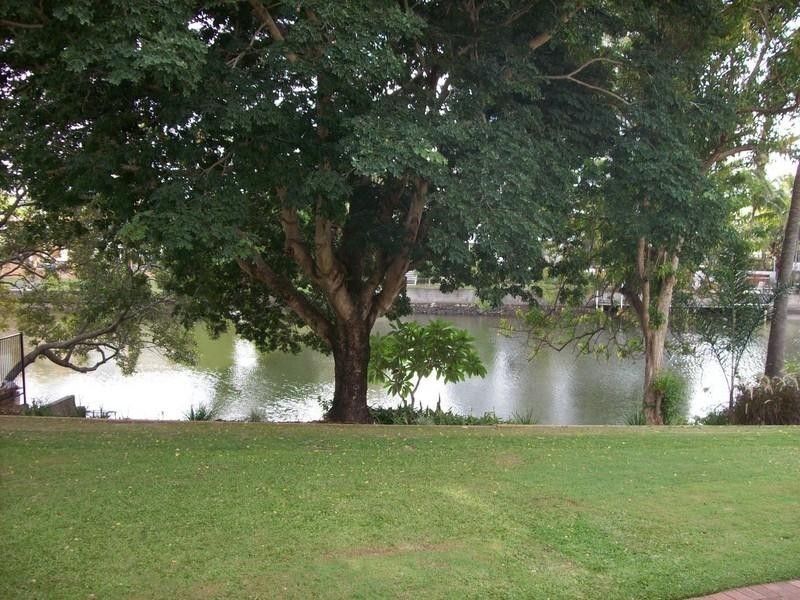 16 Paradise Island, Surfers Paradise QLD 4217