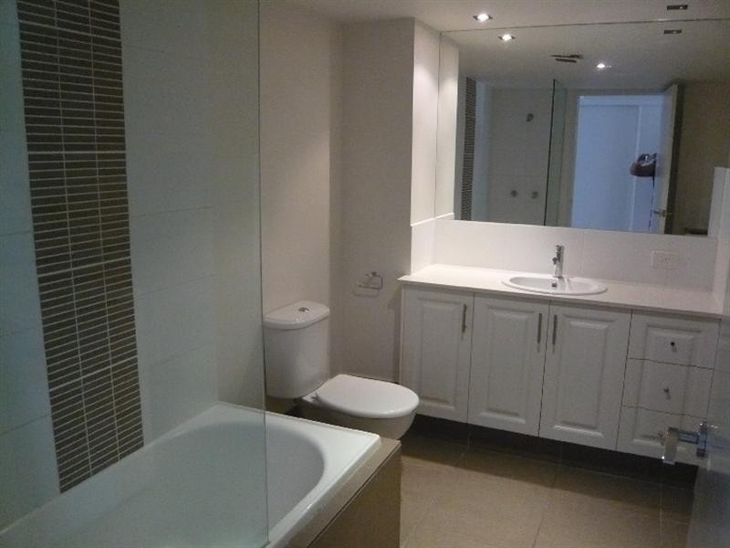 16 Paradise Island, Surfers Paradise QLD 4217
