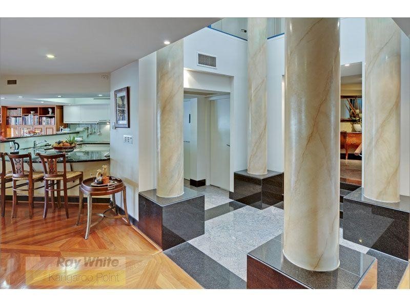 8/42 Ferry Street, Kangaroo Point QLD 4169