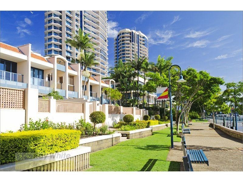8/42 Ferry Street, Kangaroo Point QLD 4169