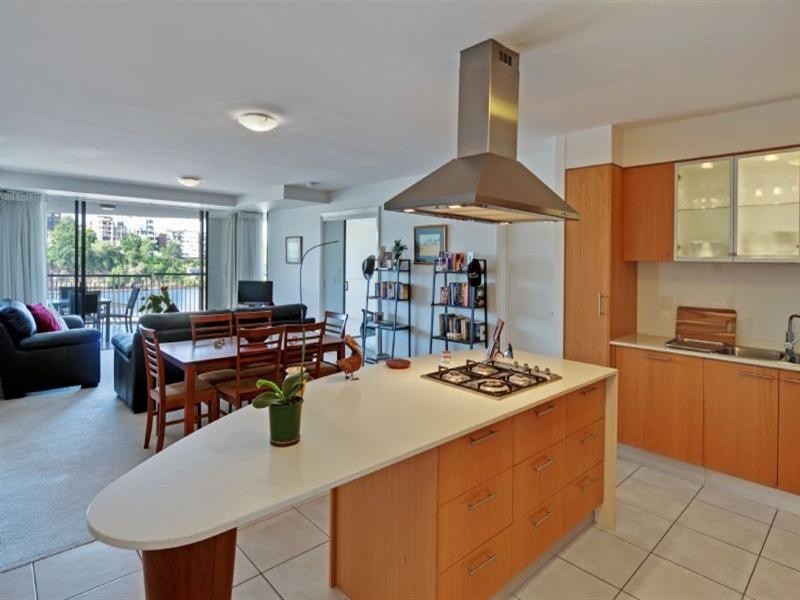 503/1 Holman Street, Kangaroo Point QLD 4169
