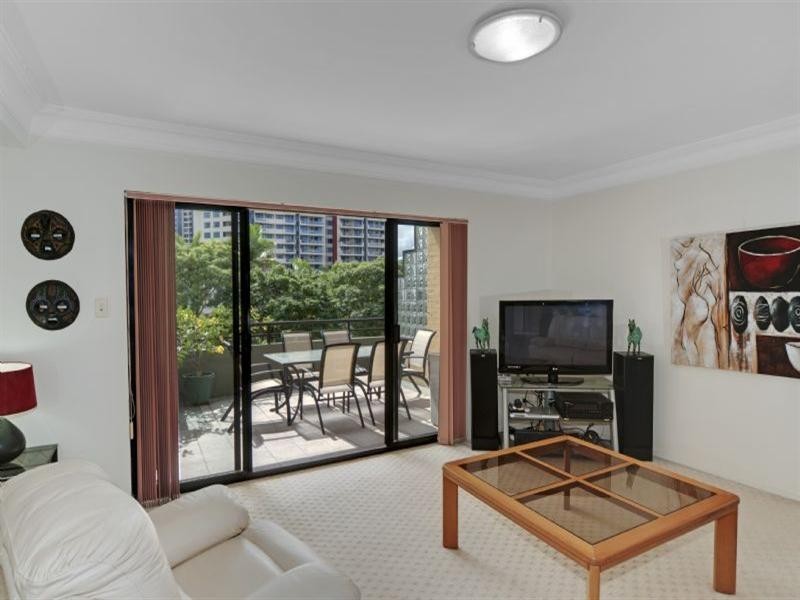 10/39 Cairns Street, Kangaroo Point QLD 4169