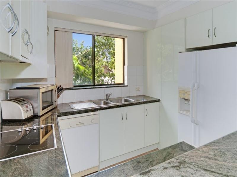 10/39 Cairns Street, Kangaroo Point QLD 4169