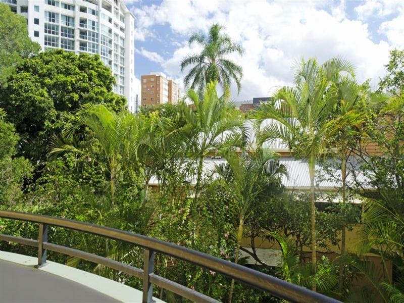 10/39 Cairns Street, Kangaroo Point QLD 4169