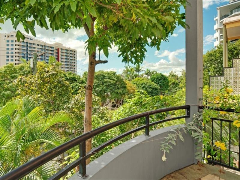 10/39 Cairns Street, Kangaroo Point QLD 4169
