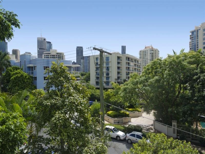 10/39 Cairns Street, Kangaroo Point QLD 4169