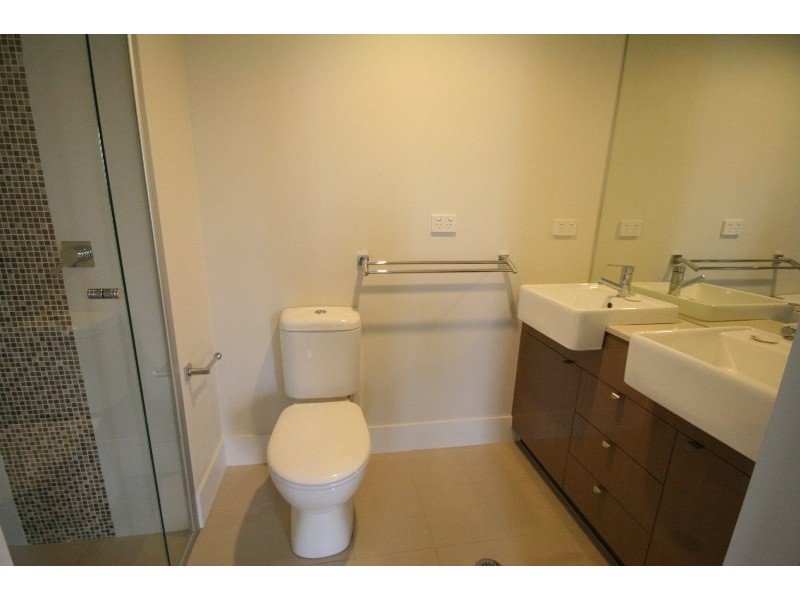 67 Linton Street, Kangaroo Point QLD 4169