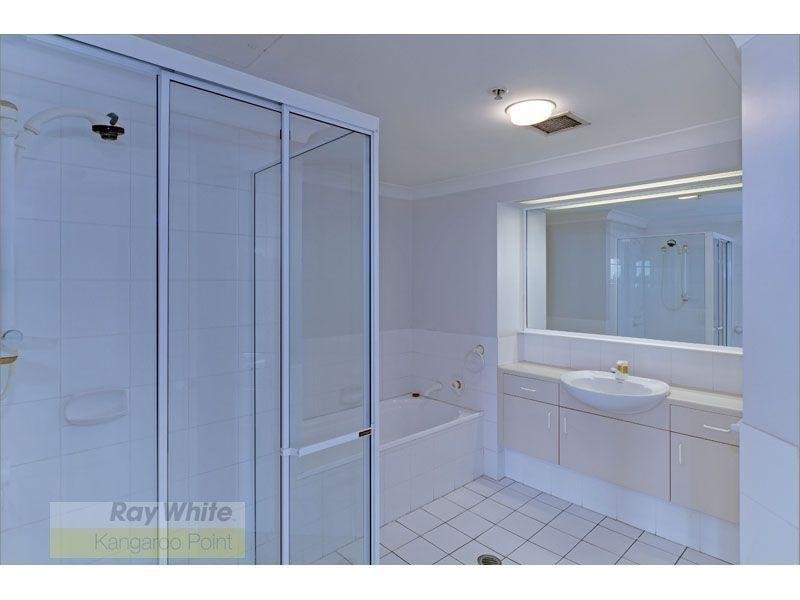 30/30 O’Connell Street, Kangaroo Point QLD 4169