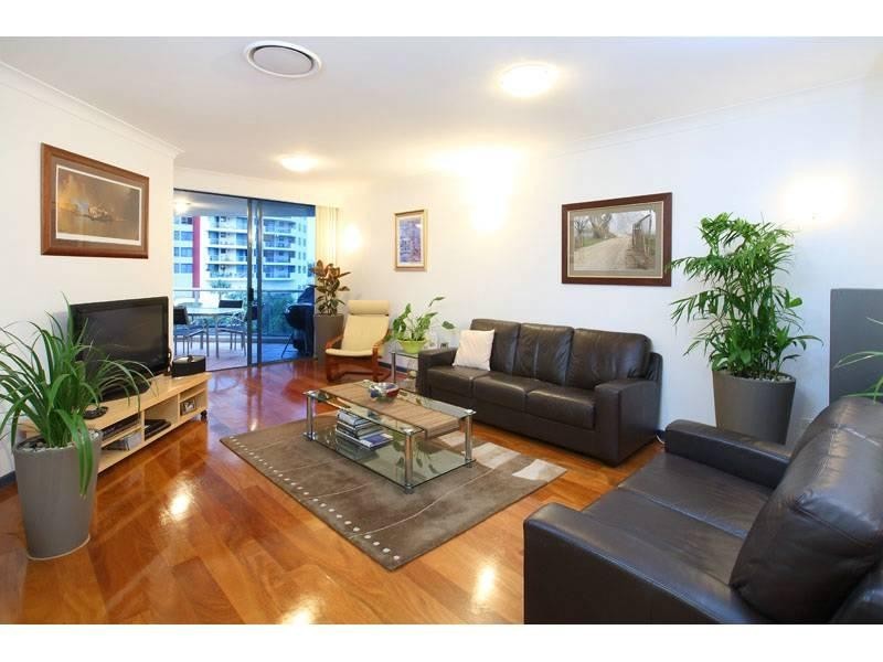 33/78 Cairns Street, Kangaroo Point QLD 4169