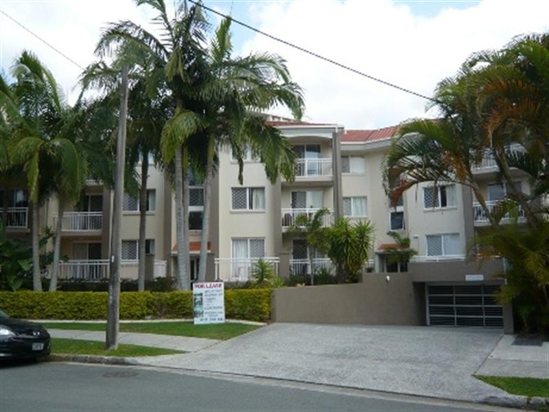 16 Paradise Island, Surfers Paradise QLD 4217