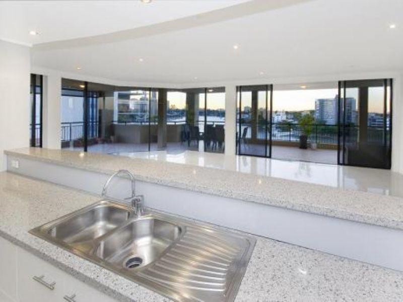 801/241 Wellington Road, East Brisbane QLD 4169