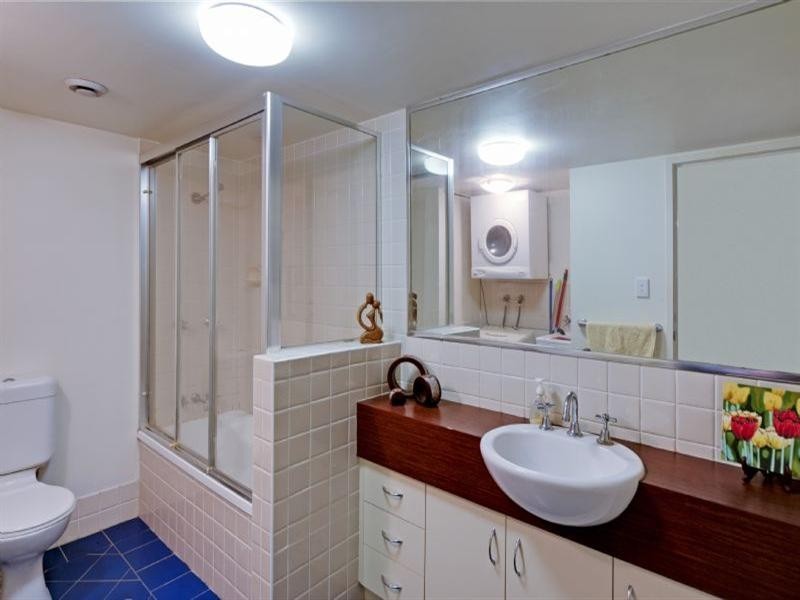 15/106 Linton Street, Kangaroo Point QLD 4169