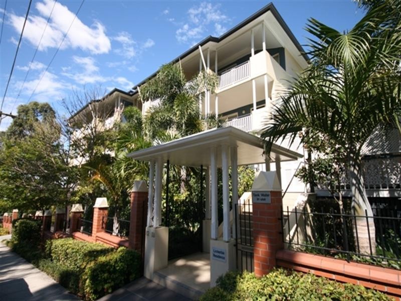 88 Lockerbie Street, Kangaroo Point QLD 4169