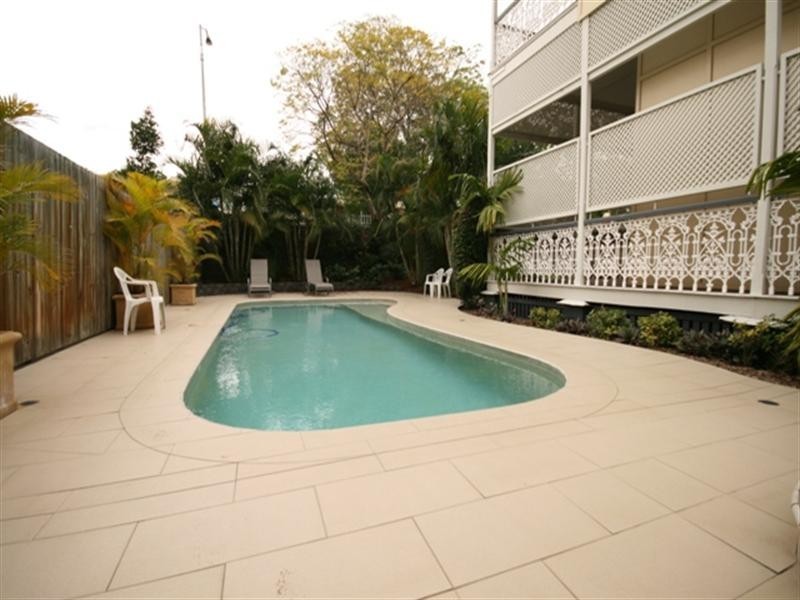 88 Lockerbie Street, Kangaroo Point QLD 4169
