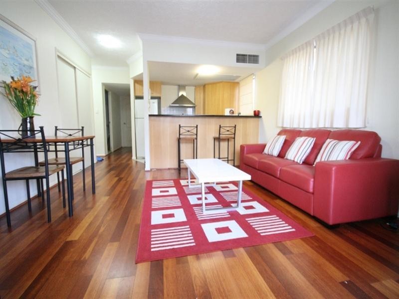 36 Macdonald Street, Kangaroo Point QLD 4169