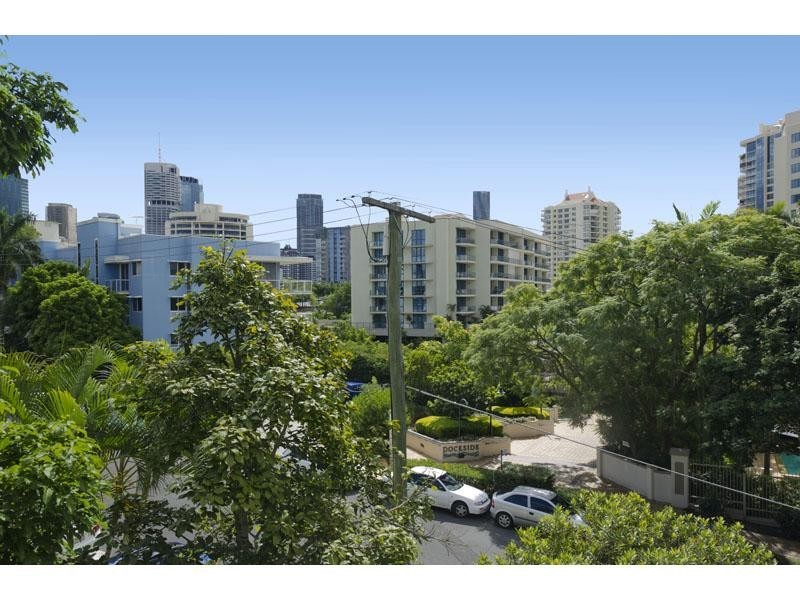 39 Cairns Street, Kangaroo Point QLD 4169