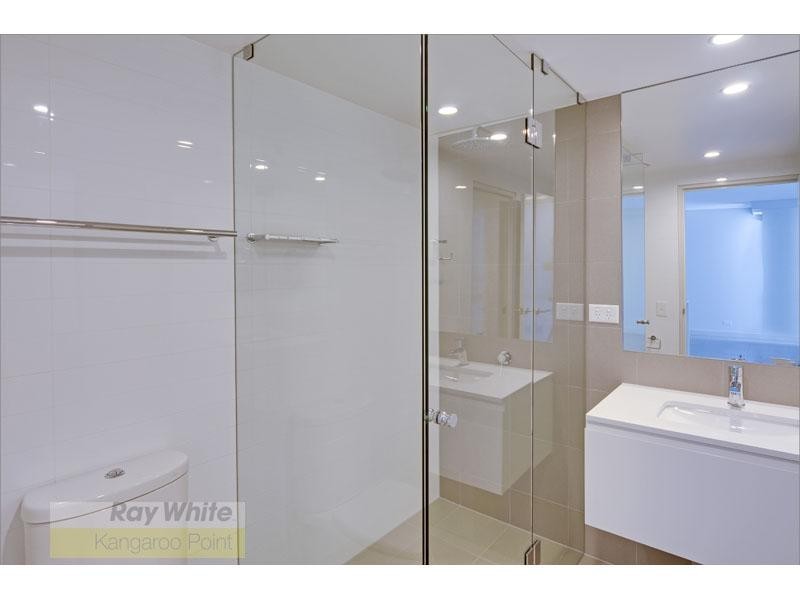 25 Anderson Street, Kangaroo Point QLD 4169