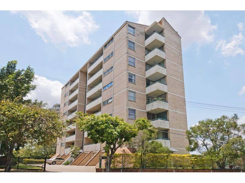 16/90 Lambert Street, Kangaroo Point QLD 4169