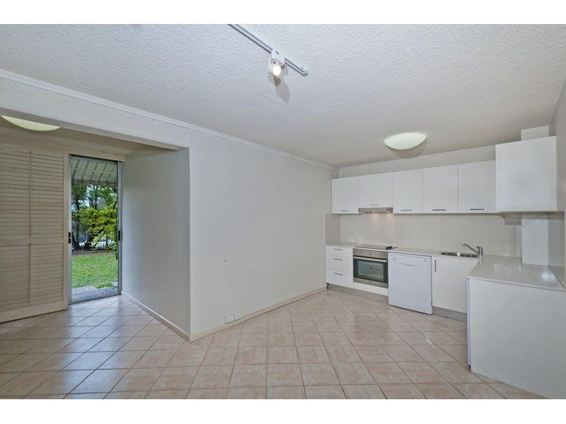 16/90 Lambert Street, Kangaroo Point QLD 4169