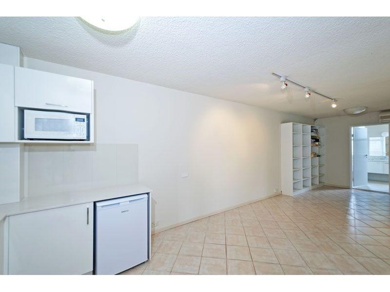 16/90 Lambert Street, Kangaroo Point QLD 4169