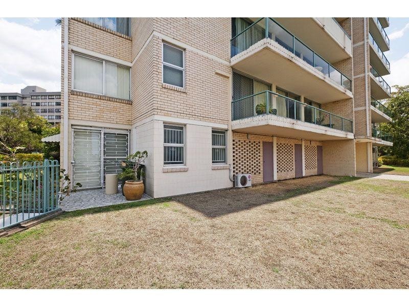 16/90 Lambert Street, Kangaroo Point QLD 4169