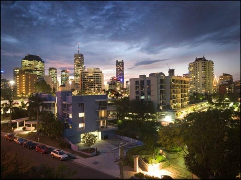 18/39 Cairns Street, Kangaroo Point QLD 4169