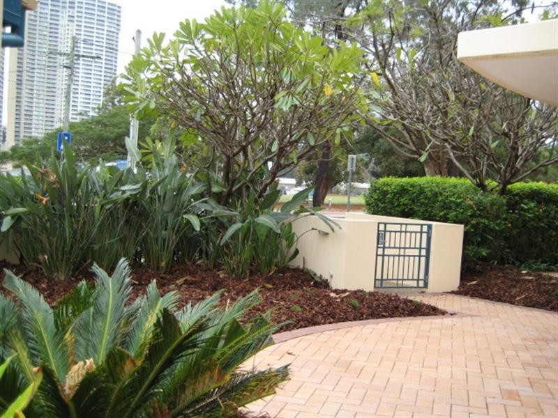 98 Holman Street, Kangaroo Point QLD 4169