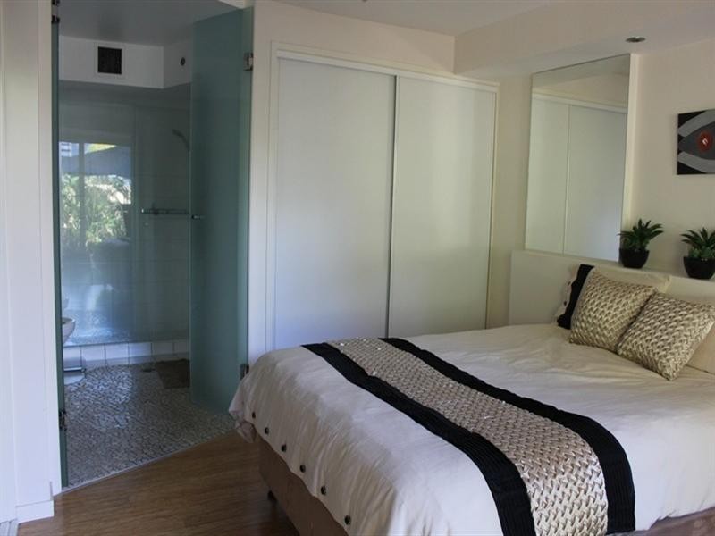 98 Holman Street, Kangaroo Point QLD 4169