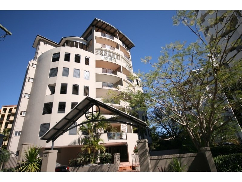 19 O’Connell Street, Kangaroo Point QLD 4169