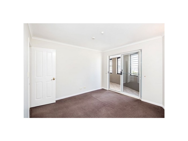 19 O’Connell Street, Kangaroo Point QLD 4169